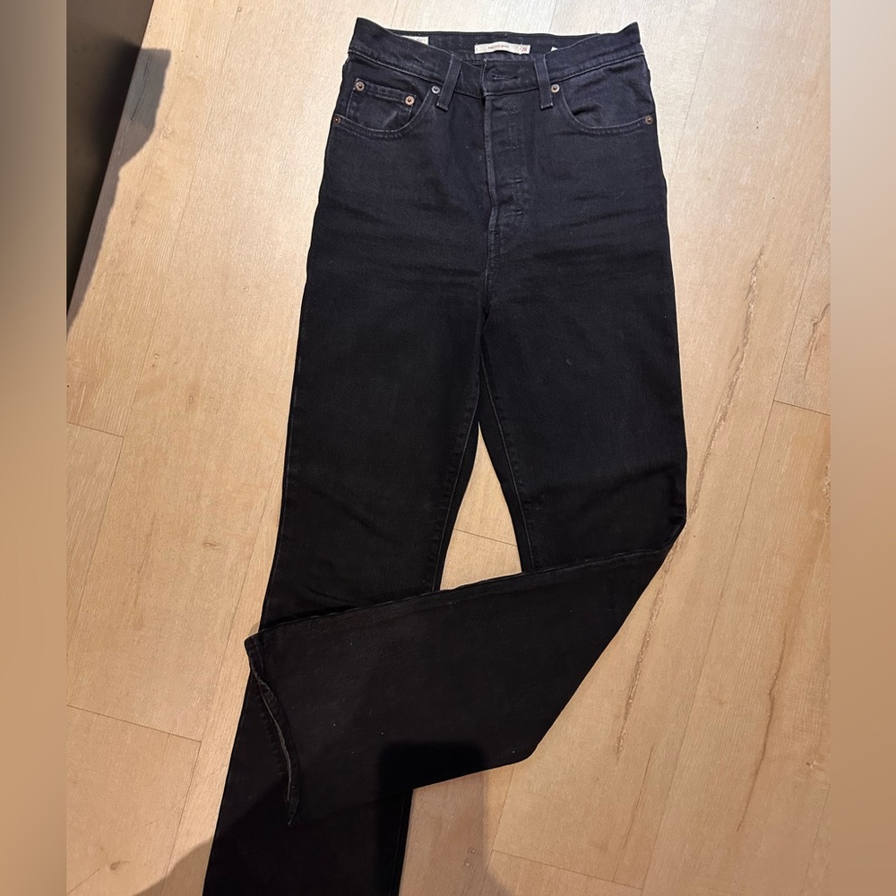 Rib-cage Levi’s
